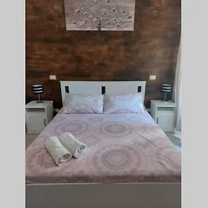 https://la-casetta-casa-vacanze-augusta.sicilyhotelsitaly.net