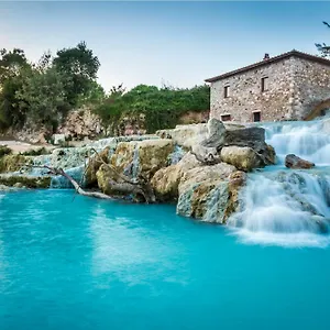 Alloggio per agriturismo Le Cascatelle, Saturnia